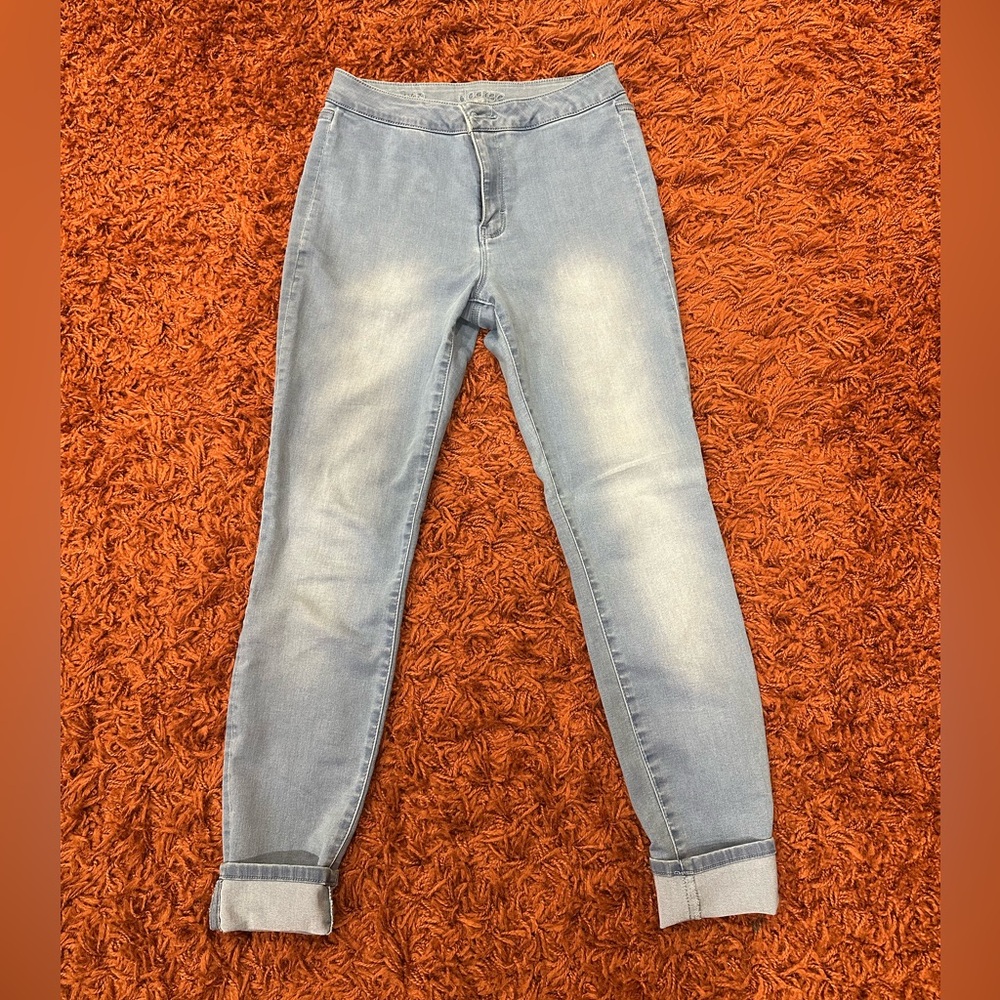 Decree Women's Light Blue Skinny Jeans
